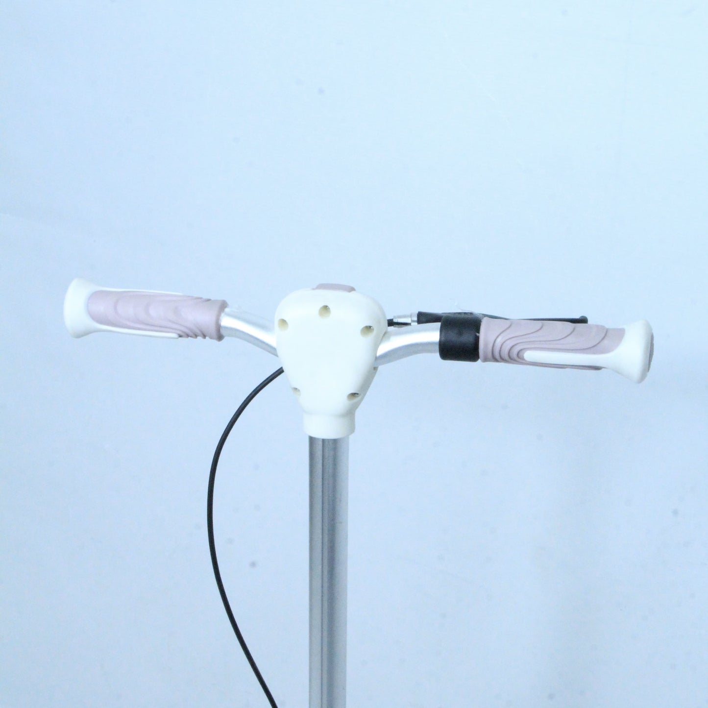 Kids’ Scooter Stylish, Fun & Safe for Young Riders