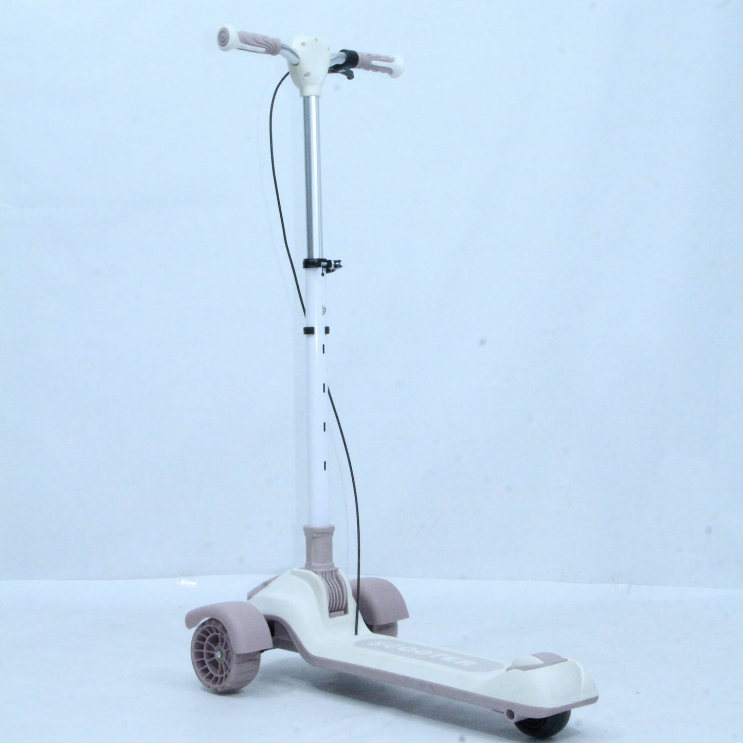 Kids’ Scooter Stylish, Fun & Safe for Young Riders