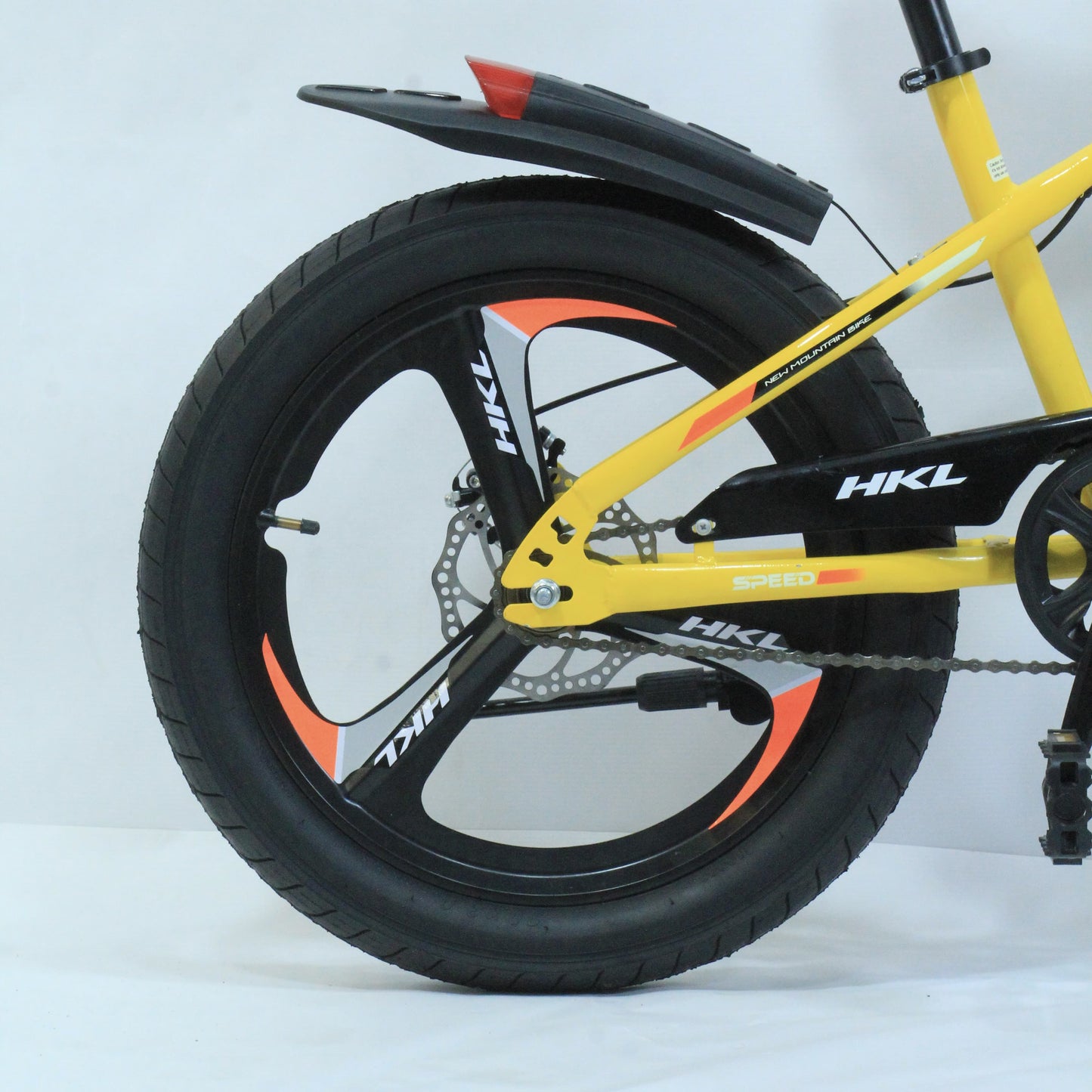 SUPER Kids’ Bicycle In Orange And Yellow Color