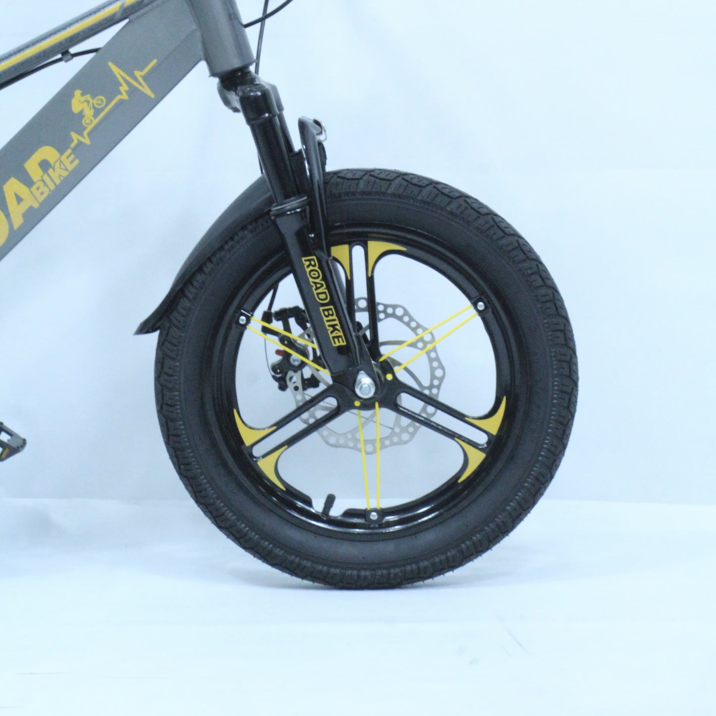 Stylish and Durable Children's Road Bike in Golden and Grey Color