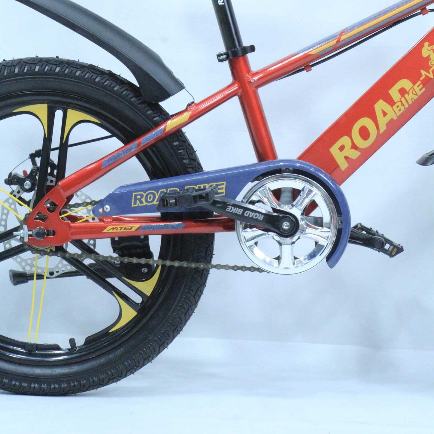 Sporty and Compact Bicycle Road Bike For Kids