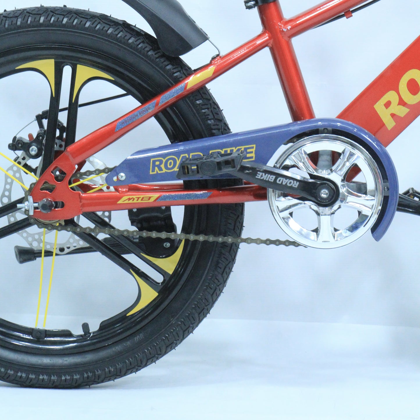 Sporty and Compact Bicycle Road Bike For Kids