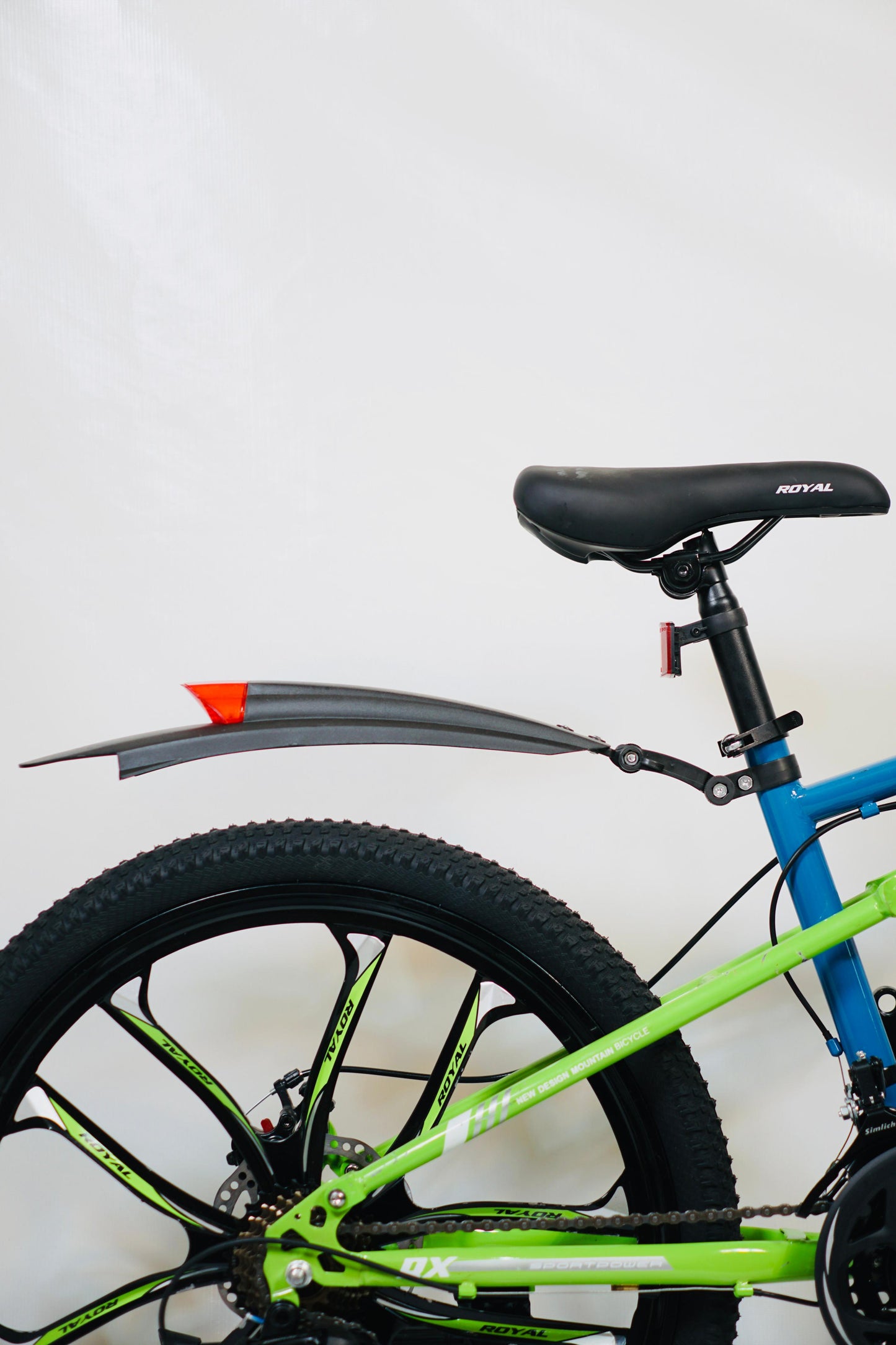 24 Inch Gear Cycle with Dual Disc Brakes & Hydraulic Shocks Blue Color