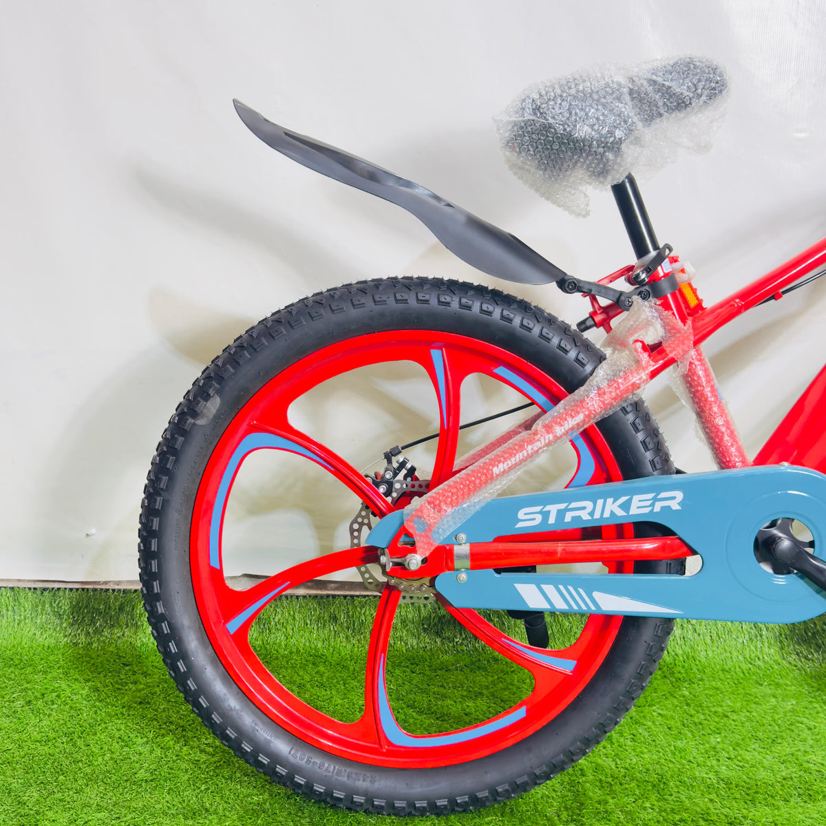 STRIKER 24 Inch Sports Bicycle Red & Turquoise Hybrid Edition